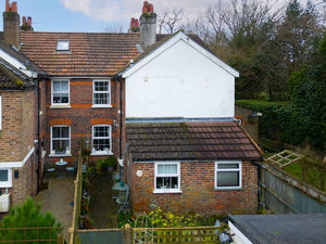 Hillbury Road
